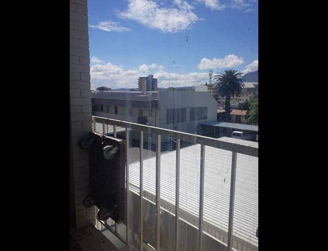 3 BEDROOM APARTMENT FOR SALE IN VAN RYNEVELD
